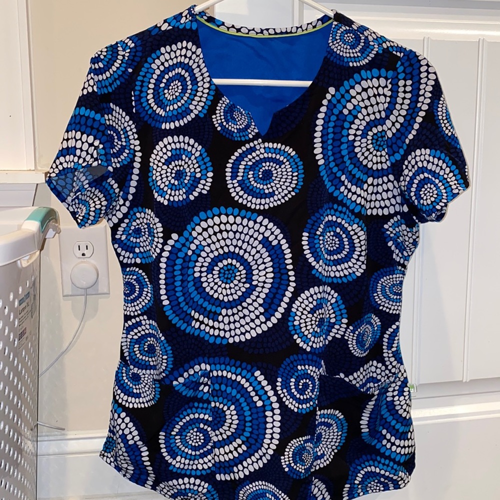 Healing Hands Xs Scrub Top